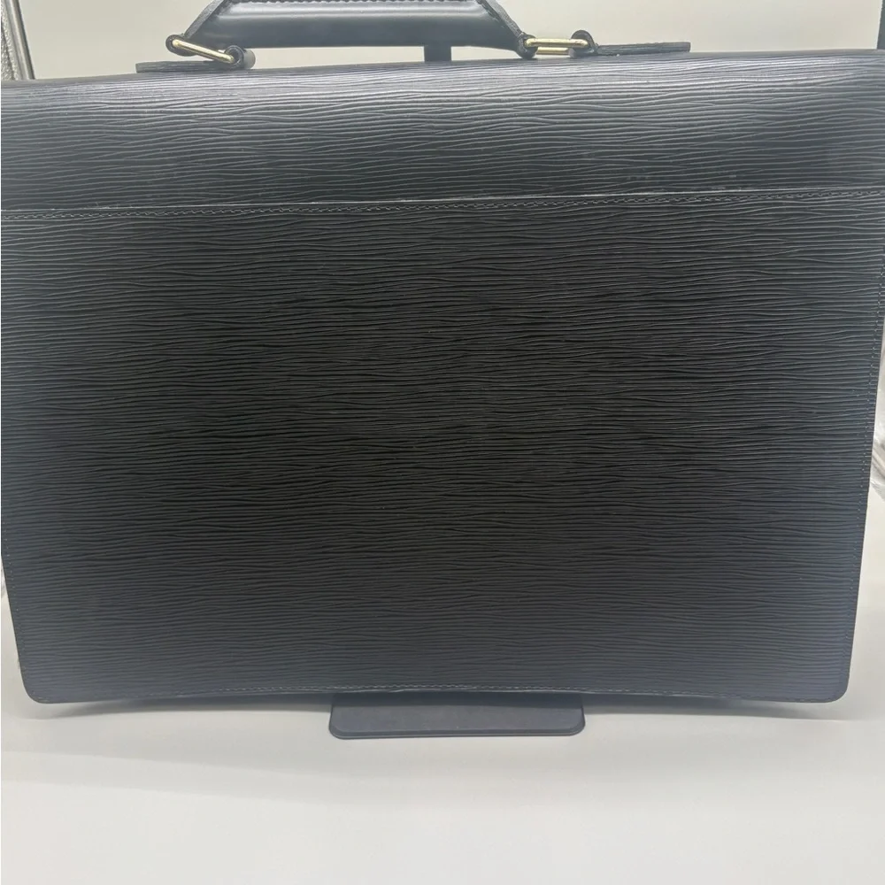Louis Vuitton Epi Serviette Fermoir Briefcase Black Leather Gold Lock